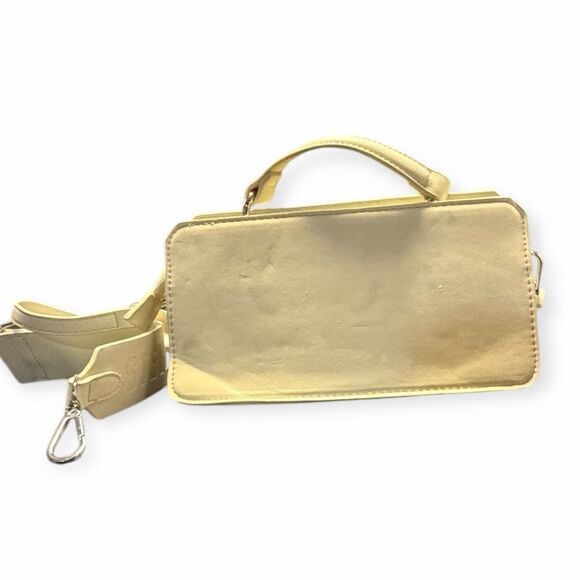 STEVE MADDEN Women’s Yellow Bevelyn Crossbody Bag - Picture 4 of 7